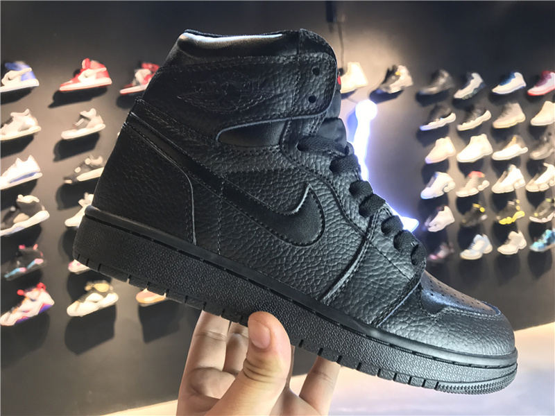 Air Jordan 1 Retro High OG 555088 022